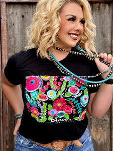 Callie Ann Stelter Bloom Vneck Tee